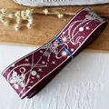 Nastro bordeaux con motivi argentati di farfalle e costellazioni per il DIY - Rosso Rosa Argento Farfalla Stella