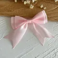 Handgemachte hellrosa Satinbandschleife im Doppelschicht-Design für DIY Haarschmuck - Doppellagige Schleife / 5 Stück/Packung (Bandbreite 2,5 cm) / Rosa