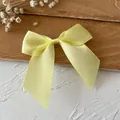 Handgefertigte hellgelbe Satinschleife für DIY-Haarschmuck und Kleidungsdekoration - Basis Schleife / 4 Stück/Packung (Bandbreite 2,5 cm) / Hellgelb