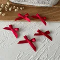 Fünfteiliges Set handgefertigter roter Satinschleifen für DIY-Haarschmuck und Kleidung - Mini-Schleifenhalskette / 10 Stück/Packung (Bandbreite 0,6 cm) / Rot