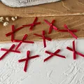 Handgefertigte kleine rote Satin-Schleifen für DIY-Handwerk und Kleidung - Mini-Schleife / 10 Stück/Packung (Bandbreite 0,3 cm) / Rot