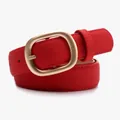 Ceinture rouge minimaliste pour femme en daim avec boucle ovale dorée mate et couture - Rouge
