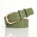 Cinturón trenzado verde oliva para mujer con hebilla dorada y estilo tejido - Verde