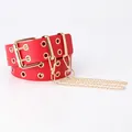 Cinturón punk rojo de cuero PU con ojales dorados y cadenas decorativas laterales - Estilo Cadena con Gancho / Rojo