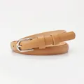 Cintura minimalista in pelle marrone chiaro da donna con fibbia a ferro di cavallo argento - Cachi