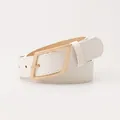 Slim white leather belt with a geometric pale gold alloy buckle and grained texture - White