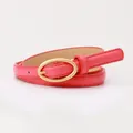 Cintura sottile da donna in ecopelle rosa con fibbia ovale dorata per i jeans - Rosso Anguria