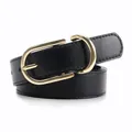 Cintura sottile in pelle nera da donna con fibbia a ferro di cavallo dorata per jeans - Nero