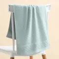 Detail of light blue cotton towel with polka dot texture and diamond jacquard border - 35*75cm / Checkered Emerald Green Towel