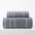 Set di asciugamani in cotone a righe grigie con un telo da bagno e un asciugamano viso - Asciugamano viso / Grigio