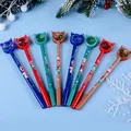 Set di 8 penne natalizie carine con renne, paillettes e motivi festivi su fondo blu - Stile Renna di Natale con Paillettes