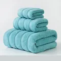 Set di tre asciugamani spessi in cotone azzurro con strisce assorbenti strutturate - Asciugamano Mani Asciugamano Viso e Telo Mare / Verde Smeraldo