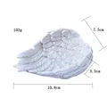 Détails de la base d'aile d'ange en résine blanche avec dimensions de taille et poids - Blanc Aile