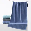 Conjunto De Cuatro Piezas De Satén De Colores Variados.