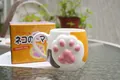 Tazza in ceramica a zampa di gatto calico con rilievo 3D rosa in confezione regalo - Tazza Zampa di Gatto Calico