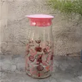 Carafe en verre vintage avec couvercle rose et motifs de la Tour Eiffel - Tour Eiffel