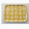 Bandeja amarilla con motivos de pájaros blancos, estilo nórdico para snacks y fruta - Pájaro Amarillo