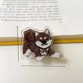 Doppelseitige Acryl-Klammer mit Shiba Inu Cartoon-Motiv für Studenten - Spielender Welpe