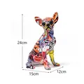 Kleurrijk graffiti chihuahua hondenbeeld van hars, hoogte 24cm voor woondecoratie - 12x15x24cm / Veelkleurige Chihuahua