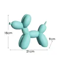 Sculpture chien ballon bleu ciel mat en résine avec dimensions 18x21x9cm pour déco - Vert