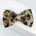 Macro di un fiocco di paillettes oro e nero da 9cm per scarpe e accessori capelli - Oro