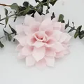 Flor de loto de tela rosa claro de 8,5 cm hecha a mano con hilos plateados brillantes - Rosa Claro