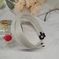Κρεμ λευκή στέκα μαλλιών 1cm με κορδέλα γκρο και δόντια για σταθερό κράτημα - Μπεζ