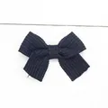 Fiocco per capelli blu scuro in tessuto strutturato dal classico stile preppy - 14-nero Nascosto