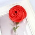 Elegante 5cm handgefertigte rote Satinknospe mit Blättern für DIY Hut und Broschenschmuck - Rot