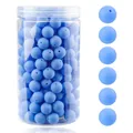 Detalle macro de 105 cuentas de silicona azul claro mate en frasco para joyería DIY - 12mm / 105 Piezas/Botella / Azul Claro (15#)