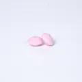 Flache rosa 12mm Silikonlinsenperlen für DIY-Schmuck und Halskettenbasteleien - Weißes Jadepurpur