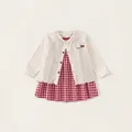Meisjes aardbei ruitjesjurk set met wit gebreid vest en strikje detail - 80 / Gebreid Vest En Bandjesjurk Set (XY62403C)