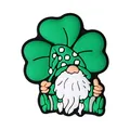 St. Patrick's Day Silikonperle mit Zwerg und Kleeblatt-Muster auf weißem Hintergrund - Kleeblatt Gnom