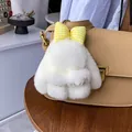 Simpatico portachiavi con coniglio bianco in pelliccia e fiocco giallo sulla borsa - Bianco Sporco