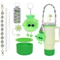 Kit d'accessoires pour gobelet 40oz avec sangle à fleurs et breloques en peluche - Thème Peluche Vert Herbe (23)