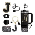 Set de accesorios para vaso de 40oz negro mate con parche J y llavero dorado - Estilo J