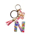 Porte-clés lettre N en résine rose avec paillettes cœurs, papillon et pompon cuir - Lettre N Paillettes Cœur Coloré (QS2157)