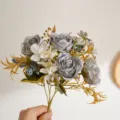 Ramo de peonías artificiales azules con textura de pintura al óleo para bodas - Azul