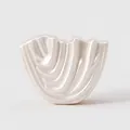 Fashionable acrylic evening clutch bag with pearl white iridescent pleated texture design - Shell Color