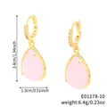 Elegante goldene Tropfenohrringe mit rosa Tränenstein und Kristall-Pavé-Akzenten - 16K Gold - Rosa
