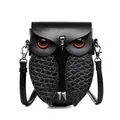 Borsa a tracolla civetta steampunk in ecopelle nera con occhi ambrati e dettagli metallici - Forma di Gufo Nero (FBG332BK)
