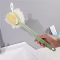 Groene 2-in-1 badborstel met lange steel, zachte haren en een witte douchespons - Dubbelzijdige borstelharen & badbal / X-Large (Verpakt) / Groen