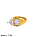 Detaillierte Ansicht eines 18k vergoldeten Edelstahlrings mit ovalem Perlmutt-Inlay - Größe 6 / Oval