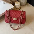 Elegant red quilted leather chain bag with classic diamond stitch and metallic turn-lock - zbyd5502 Series / Red