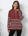 Detail von Halbreißverschluss und Metallring am gestreiften Strickpullover - Einheitsgröße / Burgunderrot
