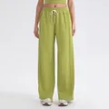 Lockere Yoga-Hose mit hohem Bund und weißem Kordelzug in hellem Grasgrün - S / Lindgrün