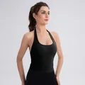 Top deportivo de yoga negro para mujer con cuello halter y copas integradas - S / Negro