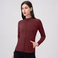 Chaqueta de yoga ajustada para mujer en rojo oscuro con cremallera y bolsillos - S / Burdeos