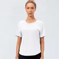 Camiseta de yoga blanca para mujer con mangas raglán y diseño de dobladillo curvo - 2/XS / Blanco