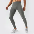Dunkelgraue Kompressions-Yogahose für Herren mit hohem Stretch und breitem Bund - S / Unterteile / Dunkelgrau